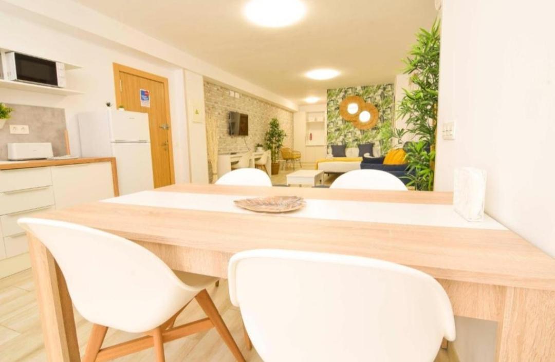 Apartamento Librun Malaga Zewnętrze zdjęcie