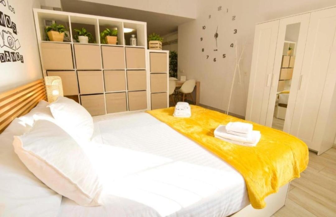 Apartamento Librun Malaga Zewnętrze zdjęcie